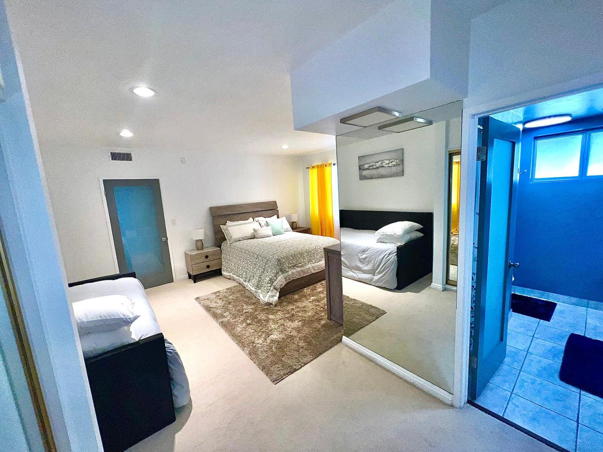 Amazing Large 2 Bedroom West Hollywood Apartment ลอสแอนเจลิส ภายนอก รูปภาพ